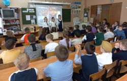 Обучающиеся с большим интересом слушали однрклассниц