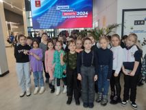 общее фото учеников в планетарии